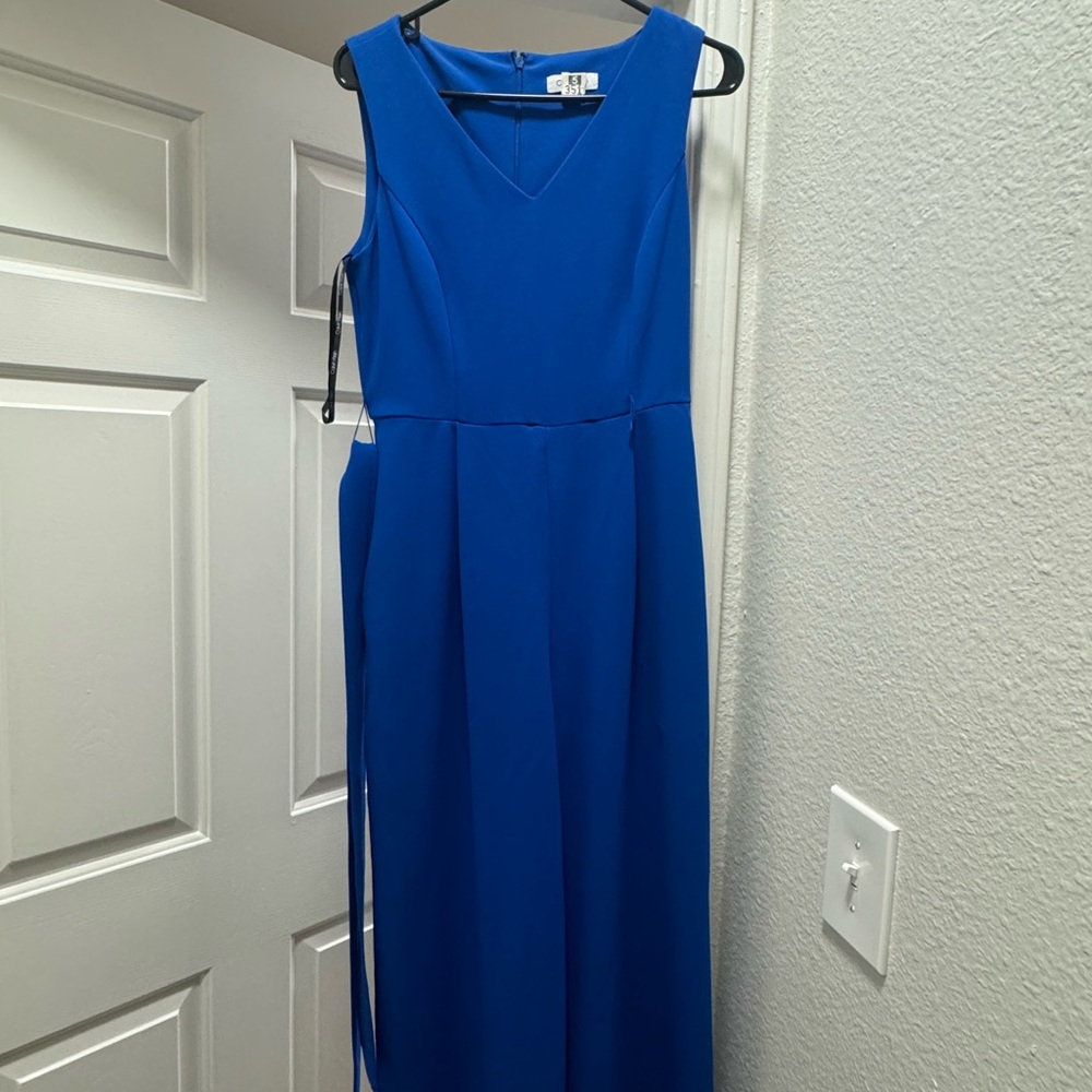 Elegant Blue Sleeveless Dress